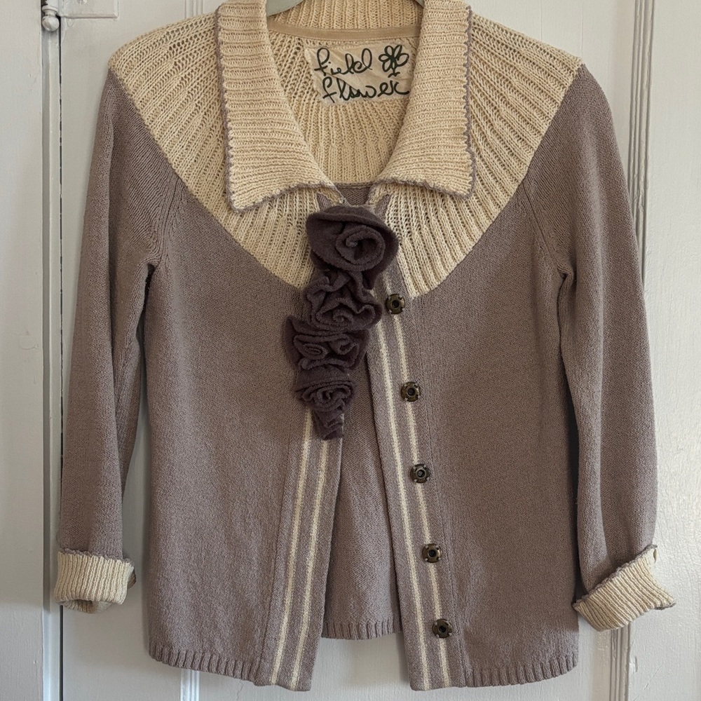 Anthologie Women's Sweater - Cream and Brown with knit  flower detail. Size XS